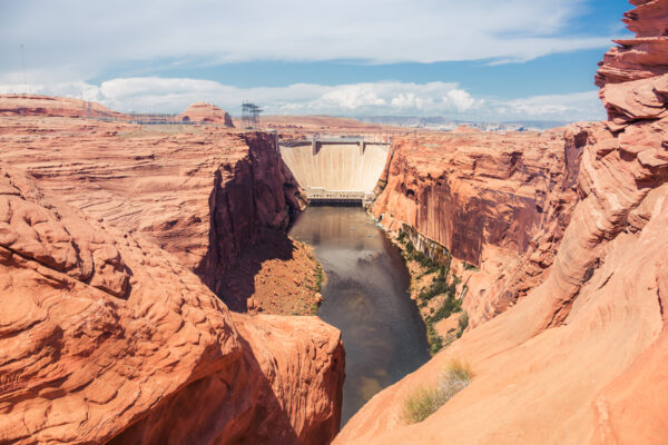 Glen Canyon Dam, Arizona, USA - seen by streb